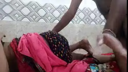 बिहार की लड़की वीडियो कॉलिंग में च चाटने