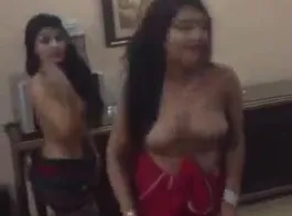देसी गर्लफ्रेंड का नया सेक्सी नृत्य