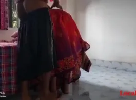 देसी माँ की खुशबू से भरी शादीशुदा औरत का अश्लील वीडियो (लोकसेक्स 31 द्वारा ऑफिशियल वीडियो)