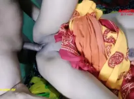 देसी भारतीय लड़कियों का बेड में अश्लील संभोग