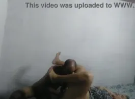 बड़ी गांड वाली स्टेप मदर ने दिलचस्प ब्लोज़ोब देकर चुदाई की - नया अश्लील वीडियो