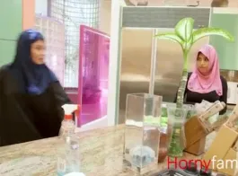 हिजाब वाली बेटी को अमेरिकी स्टेपडैड ने चोदा - अब नया अश्लील वीडियो देखें