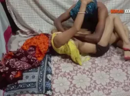 देसी मालकिन का मैदान चोदाई का नया वीडियो - भारतीय XXX कपल
