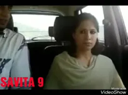 भारतीय लड़की कार में फ़ुकिंग