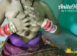 जवानी में दोस्त के साथ मस्ती, फिर हुआ रोमांस और चुदाई - भारतीय भाभी का नया सेक्स वीडियो