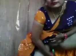 खुशबूदार चुट के साथ भारतीय सेक्स वीडियो