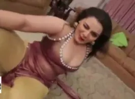 मोटी गांड वाली भाभी का सेक्सी नाच नया वीडियो