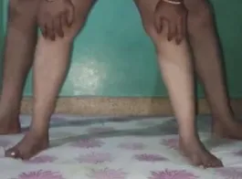 देसी गांव की बीवी के साथ सेक्स वीडियो