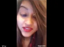 असम की लड़कियों का नया वीडियो - मेरे मोबाइल से सेक्सी मैसेज