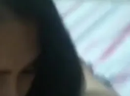 जवान को चूसती भारतीय लड़की वाला अश्लील वीडियो