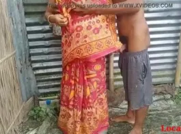 देसी बीवी के साथ सुहागरात का अश्लील वीडियो