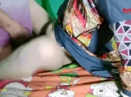 भारतीय सेक्सी भाभी की प्यास बुझाएं, नया अश्लील वीडियो